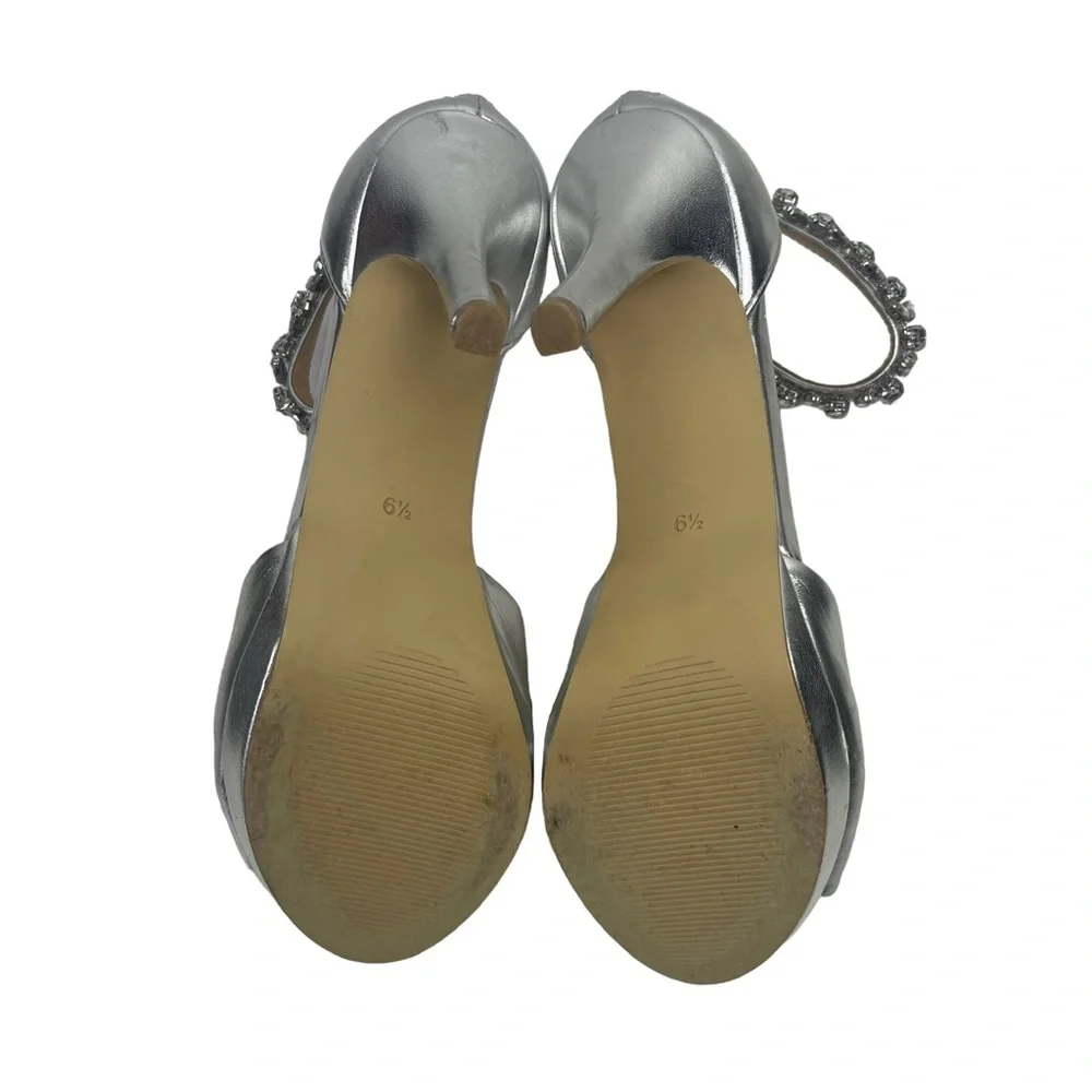 Badgley Mischka elegant badgley